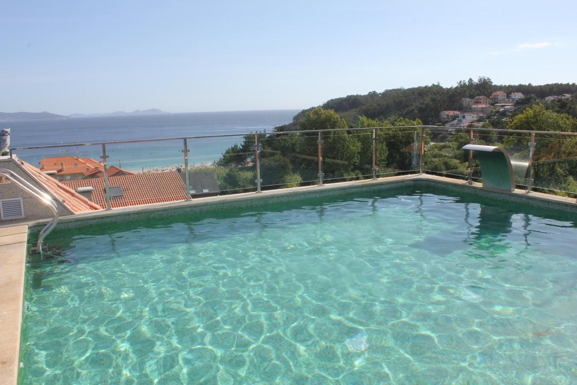 Royal Nayef Hotel Portonovo Bagian luar foto